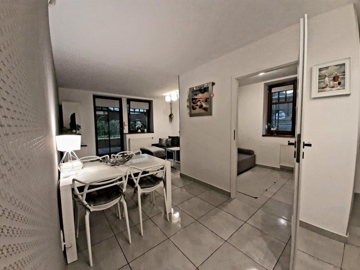 Apartamenty Aleksandry Apartament Przy Parku Swinoujscie Dış mekan fotoğraf