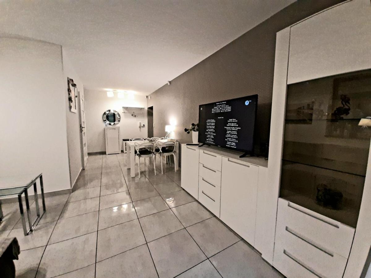 Apartamenty Aleksandry Apartament Przy Parku Swinoujscie Dış mekan fotoğraf