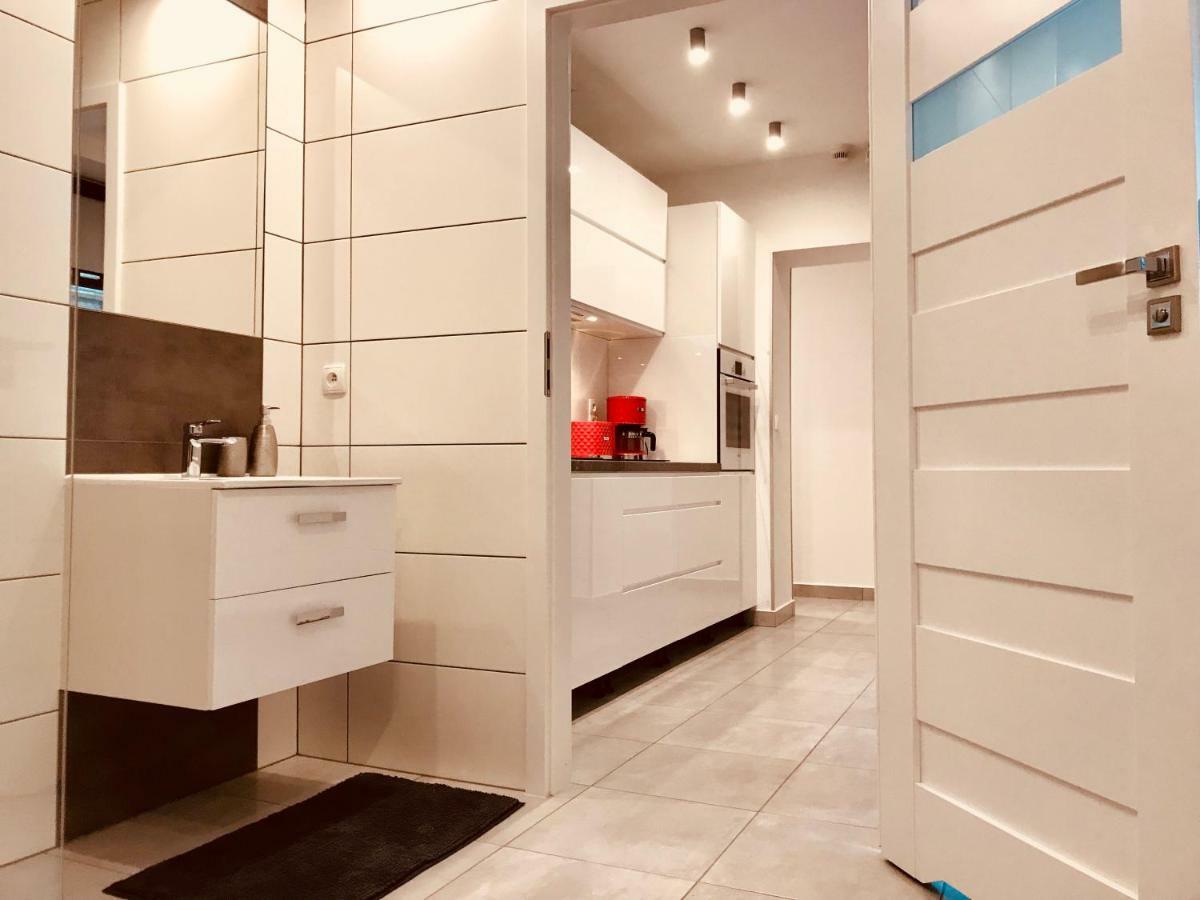Apartamenty Aleksandry Apartament Przy Parku Swinoujscie Dış mekan fotoğraf